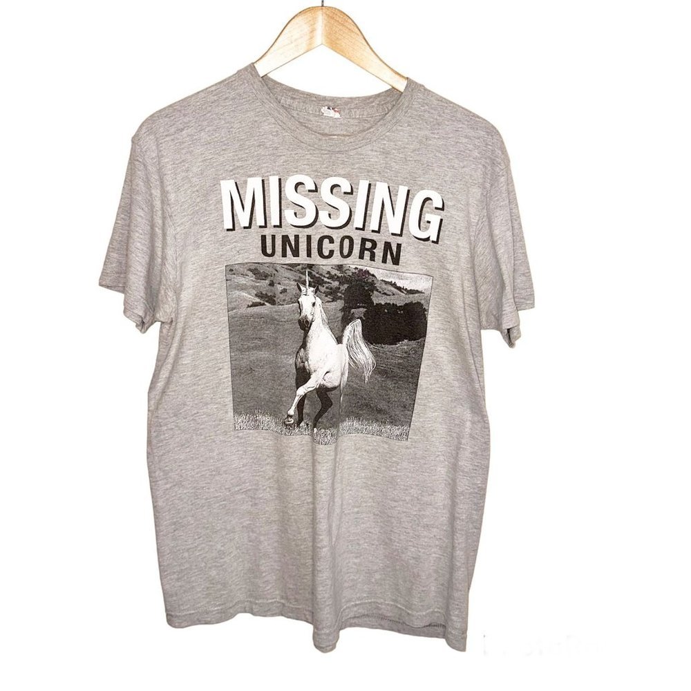 missing unicorn graphic tee